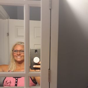 Meet your Posher, Rhonda